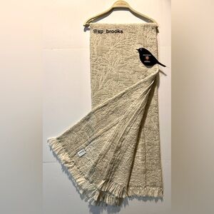 🎁 Piscatextil Throw Blanket - Floral Veins - Gray and Cream